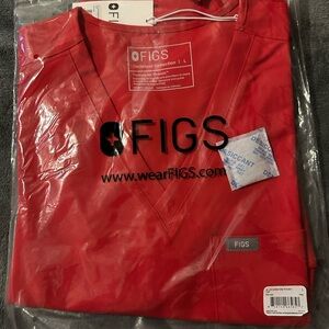 Figs Catarina Scrub Top, Large, Pop Red